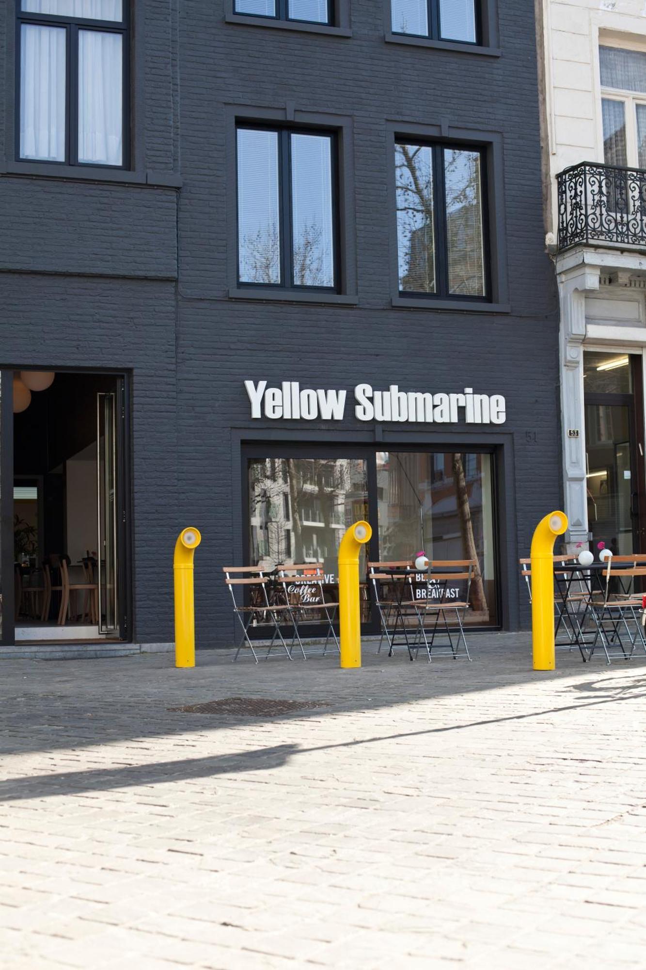 B&B Yellow Submarine Antwerpen Eksteriør billede