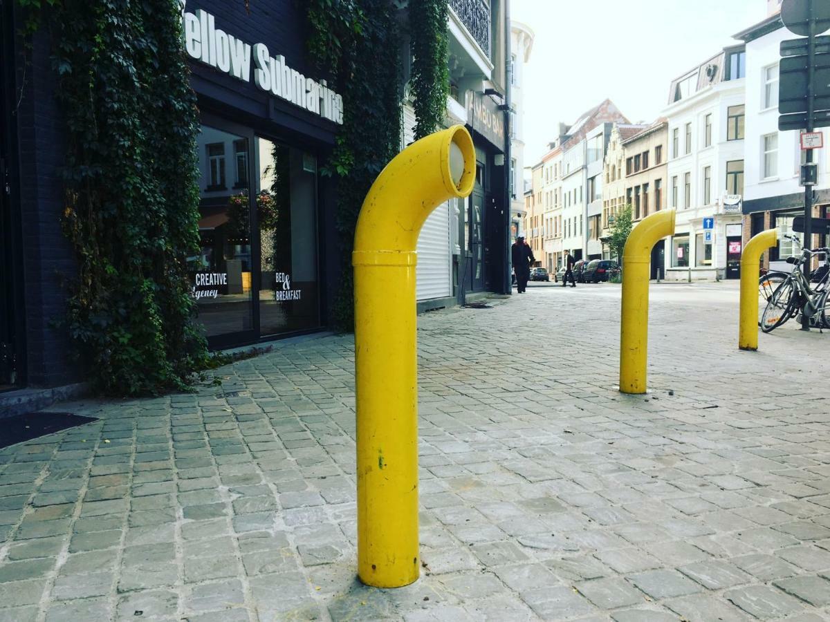 B&B Yellow Submarine Antwerpen Eksteriør billede