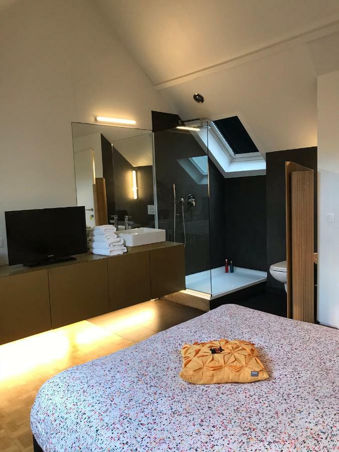 B&B Yellow Submarine Antwerpen Eksteriør billede